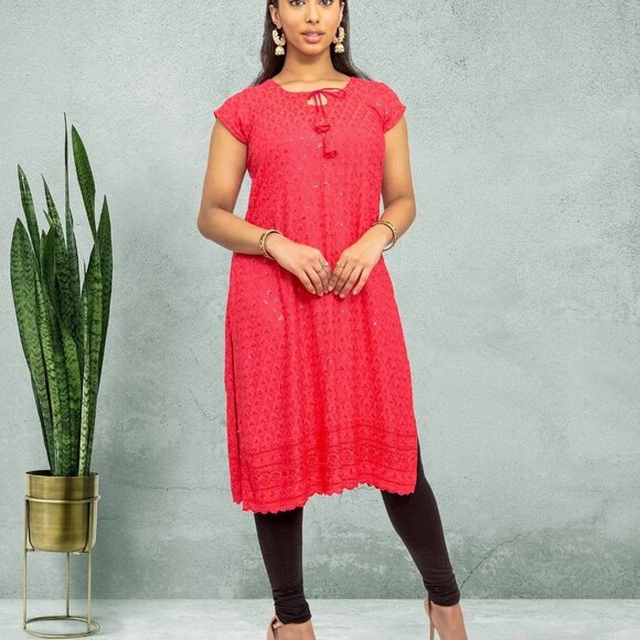 Pink Kurta with Chikankari Details | Muvvas Boutique - Picture 4 of 5